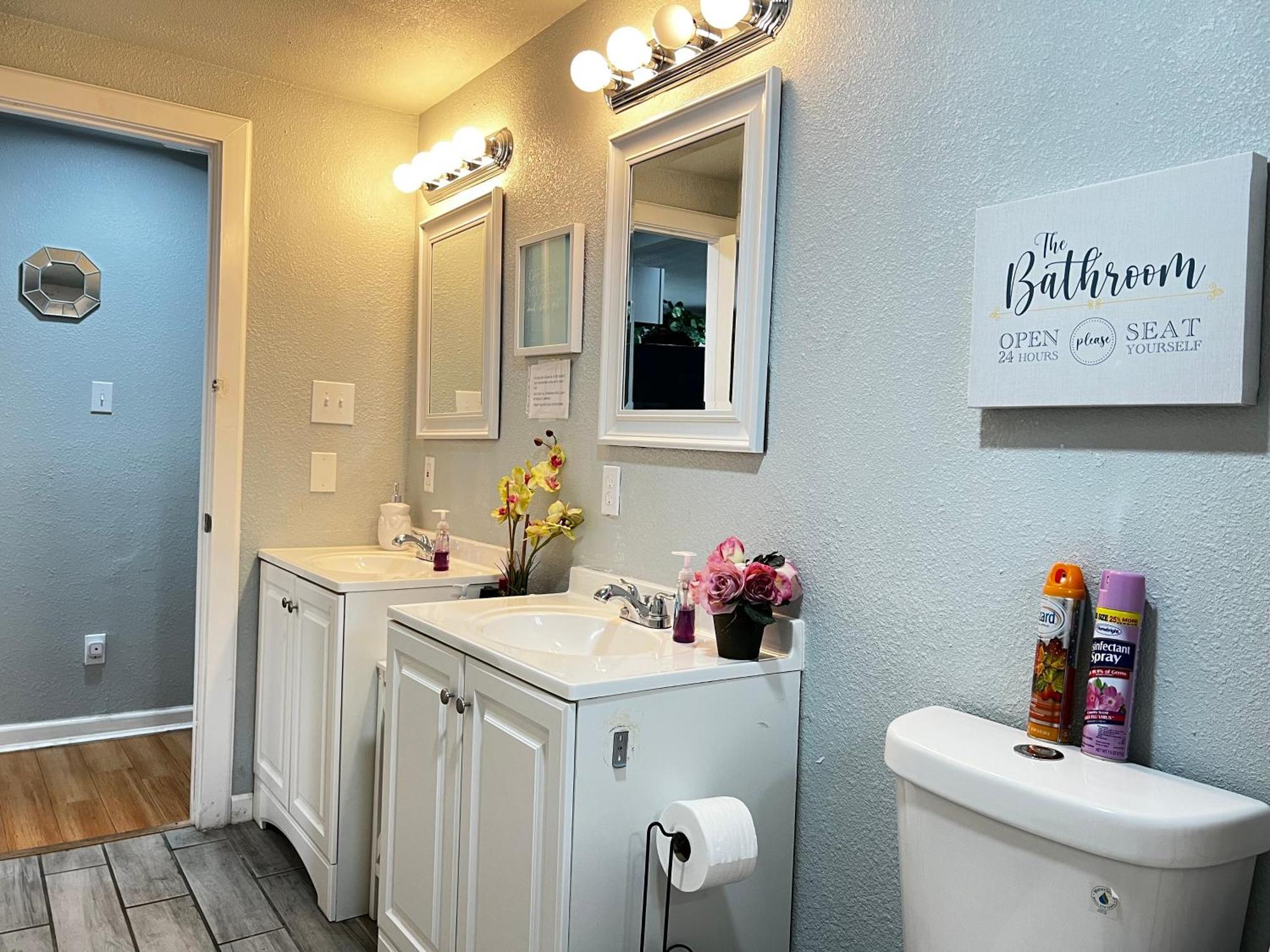 Boho Bliss- Cozy Private Room 2 Miles From Alamodome! San Antonio Exterior photo